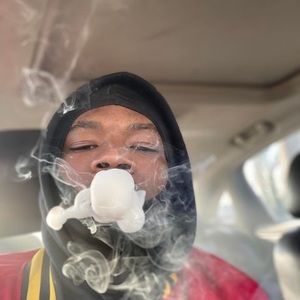 Meet your Posher, Jaymeon